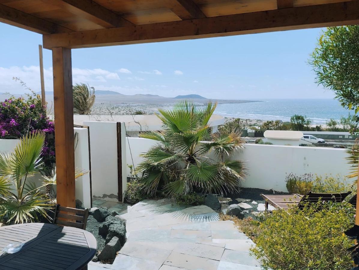 Beautiful Small Bungalow, Amazing Views And Garden Famara Exterior foto